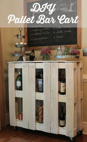 DIY Pallet Bar Cart